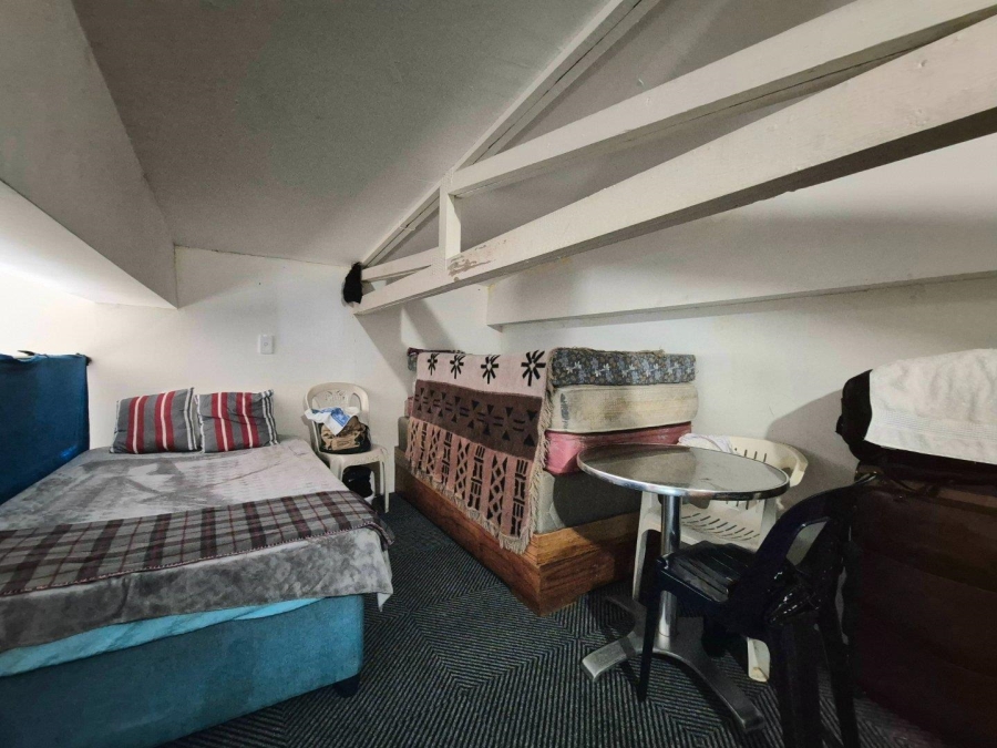 2 Bedroom Property for Sale in Wynberg Western Cape